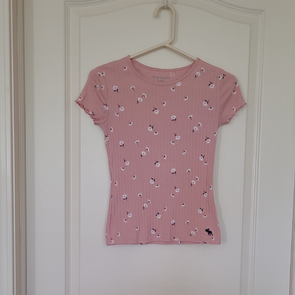 Abercrombie Kids Young Ladies Pink And Floral Short Sleeve Tee Top Size 11/12